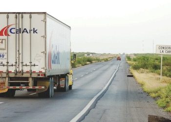 Crisis de personal en la frontera advierte el sector transportista