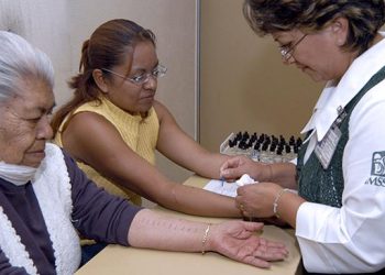 PARA COMBATIR LAS ALERGIAS Ofrece IMSS los tratamientos personalizados