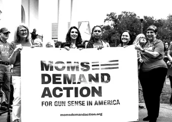 Un Ejército de Madres Contra la Violencia Armada en los Estados Unidos