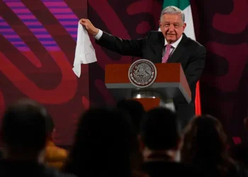 López Obrador Garantiza Suministro Eléctrico para Elecciones sin Apagones