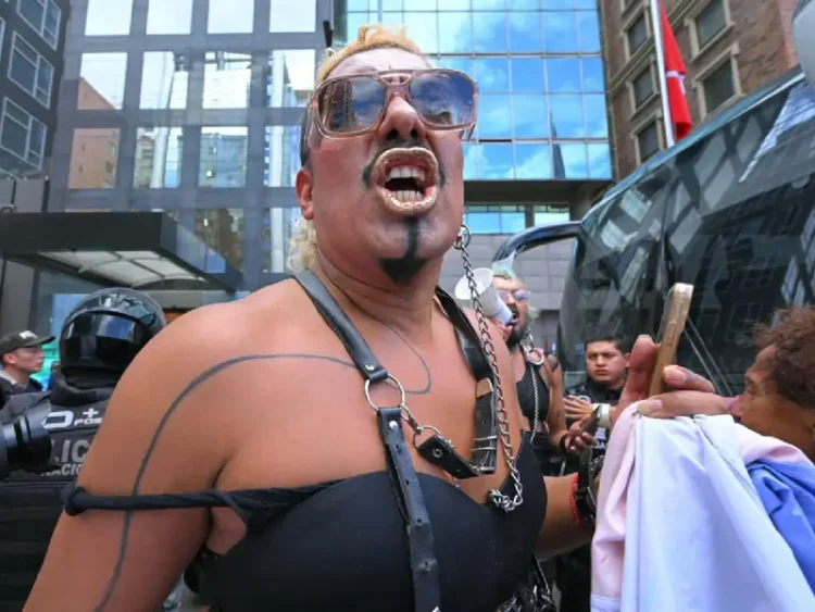 Protestan en Perú por catalogar la transexualidad como trastorno mental