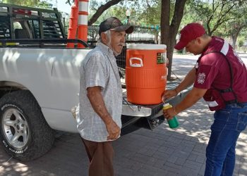 PROTECCIÓN CIVIL Y BOMBEROS Implementó el Operativo Carrusel de hidratación