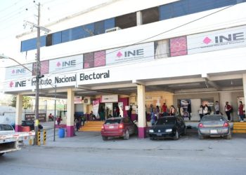 EXHORTA EL INE A los ciudadanos que tramitaron reimpresión acudir por documento