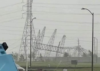 TORMENTAS EN HOUSTON Dejan al menos cuatro muertos