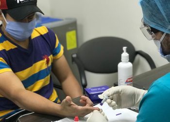 Trabaja Capasits en detección permanente de hepatitis tipo C