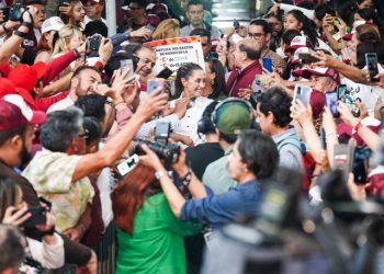 Sheinbaum reafrima compromiso con programas sociales y agua en CDMX