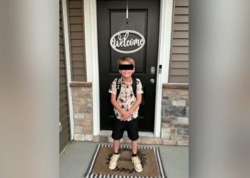 NIÑO DE 10 AÑOS SE SUICIDA Padres dicen que llamaron a la escuela 20 veces por acoso