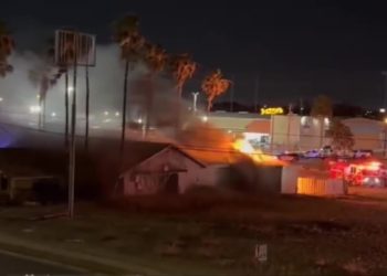 Se incendia edificio en calle San Darío