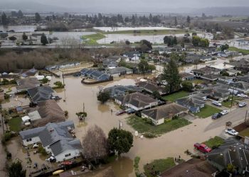 Daños múltiples deja la lluvia atípica