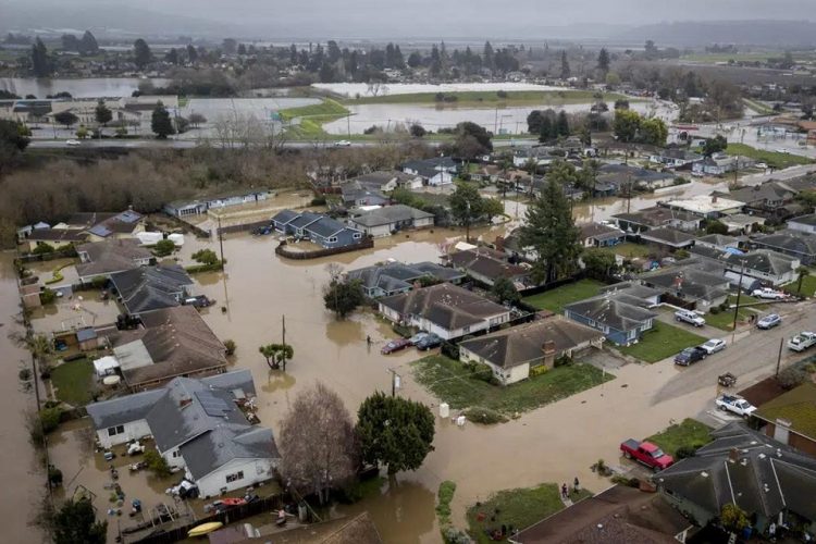 Daños múltiples deja la lluvia atípica
