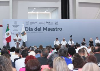 AMÉRICO VILLARREAL Reconoce la labor del magisterio tamaulipeco