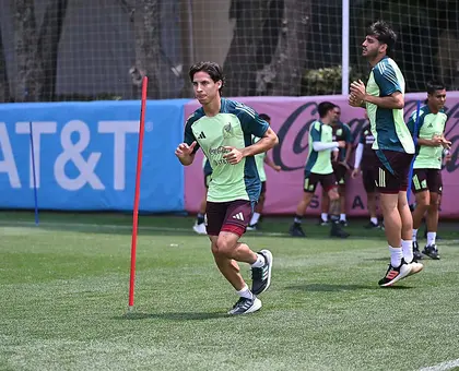Diego Lainez se Baja del Tri; Jordi Cortizo es Convocado