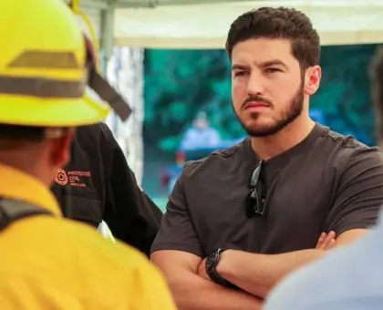 Realizan Sobrevuelos para Sofocar Incendios en Nuevo León