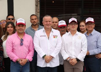 Canturosas renueva compromiso con el progreso de Nuevo Laredo