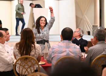 Profesionistas de Matamoros respaldan a Olga Sosa