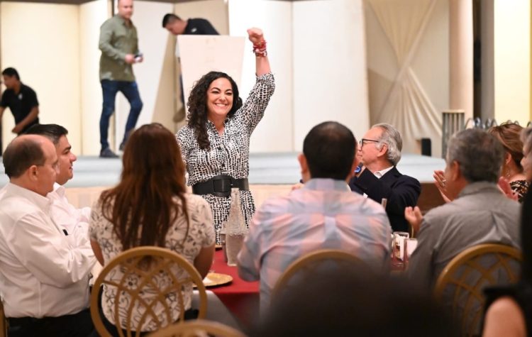 Profesionistas de Matamoros respaldan a Olga Sosa