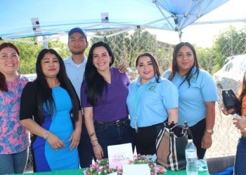 Yahleel Abdala Dignificará puestos de los comerciantes de las pulguitas