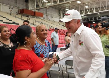 Canturosas promete impulso económico a comercio informal