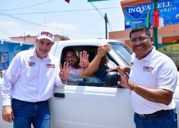 Contundente apoyo a ‘Cheko’ y Eleazar García en Camargo