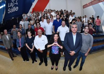 Olga Sosa participa en Foro en la Universidad La Salle Victoria