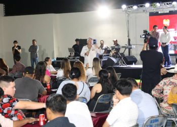 Juventudes neolaredenses apoya a Carlos Canturosas