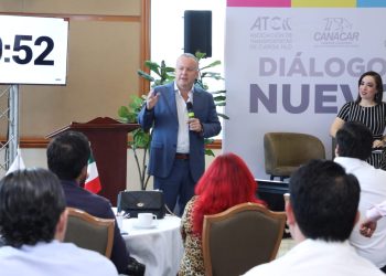 Trabajará Carlos Canturosas de la mano de empresarios