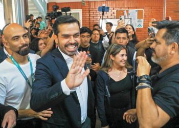 Máynez firme en su participación democrática