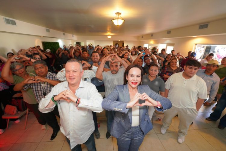 CARMEN LILIA CANTUROSAS VILLARREAL Refrenda compromiso con sindicato de Comapa