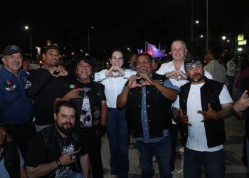 Ruedan motociclistas en apoyo a candidatos RESPALDAN VECINOS DEL de morena en NLD