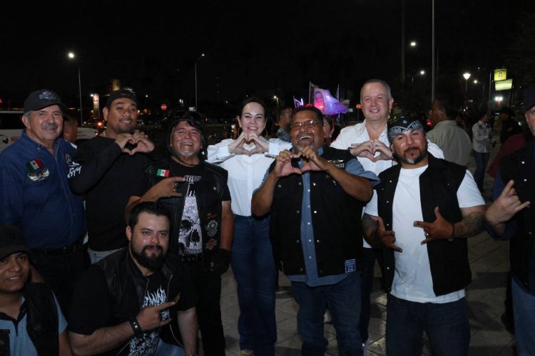 Ruedan motociclistas en apoyo a candidatos RESPALDAN VECINOS DEL de morena en NLD