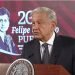 AMLO anuncia aumento salarial del 10% para maestros