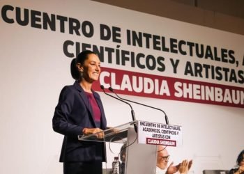 Más de 900 intelectuales y académicos respaldan a Claudia Sheinbaum