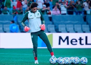 Memo Ochoa Excluido de la Lista de México; Comienza un Cambio