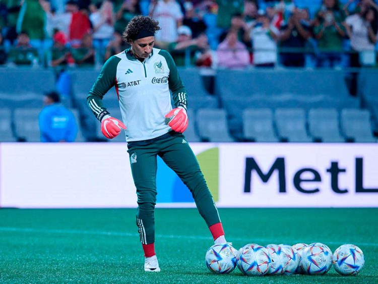 Memo Ochoa Excluido de la Lista de México; Comienza un Cambio
