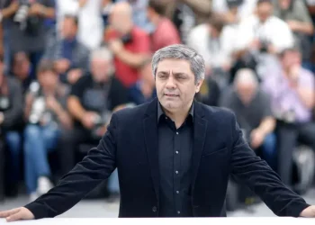 Cineasta Iraní Condenado a Cárcel y Azotes por «Colusión»