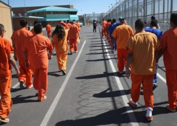 POR FALTA DE ELECTRICIDAD Reclusos son trasladados a otras instalaciones de Webb