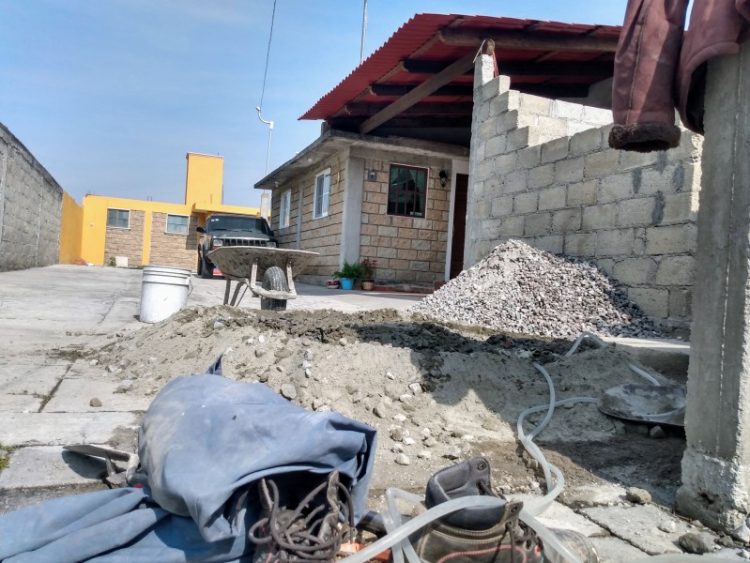 LES OBLIGA A IMPROVISAR Continúa la necesidad de mano de obra en ramo de construcción