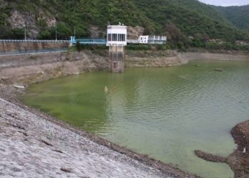 EN su NIVEL MÁS BAJO DESDE 1998 Embalses de agua en el Valle del Río Grande