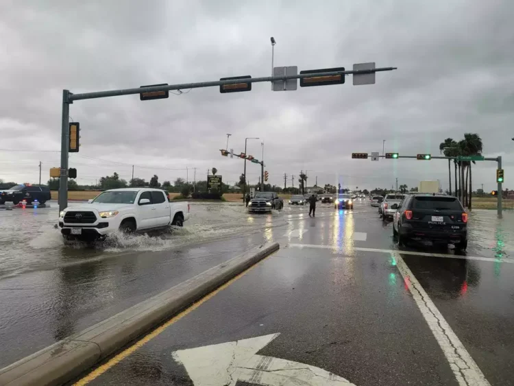 TRAS EL PASO DE ALBERTO Deja en Laredo 3 pulgadas de agua y cero incidentes