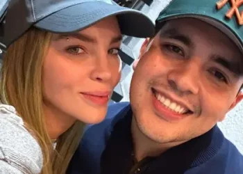 Vocalista de Marca Registrada se disculpa con Belinda por broma de Christian Nodal