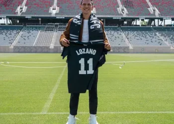 Lozano: Sin Dificultad para Dejar Europa