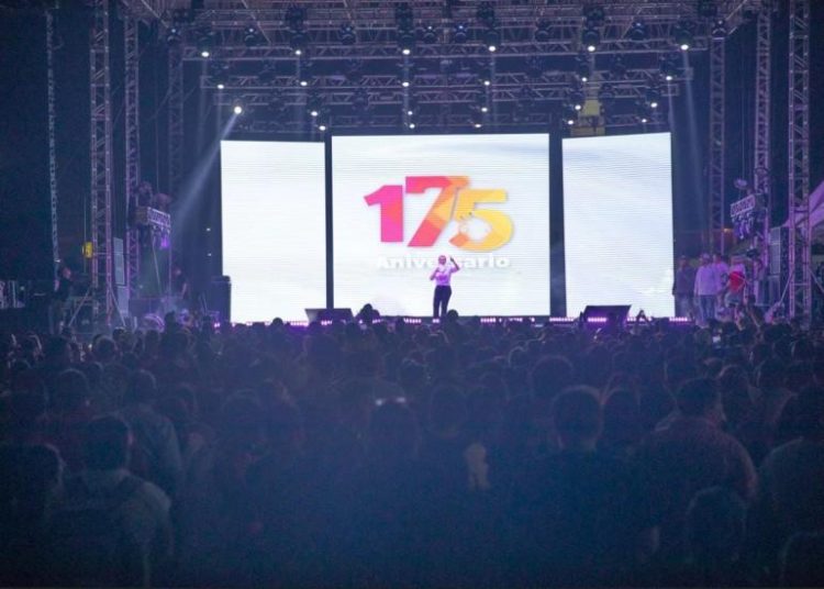 PESADO Y LOS RECODITOS Anuncia Carmen Lilia Canturosas gran concierto del 176 Aniversario