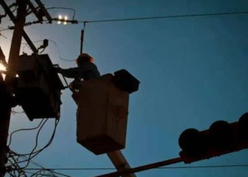 PARA EVITAR APAGONES Trabaja CFE a su máxima capacidad para mantener con energía la ciudad
