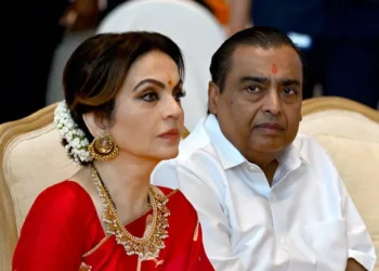 El Hombre más Rico de Asia Celebra Bodas Colectivas para Parejas Desfavorecidas