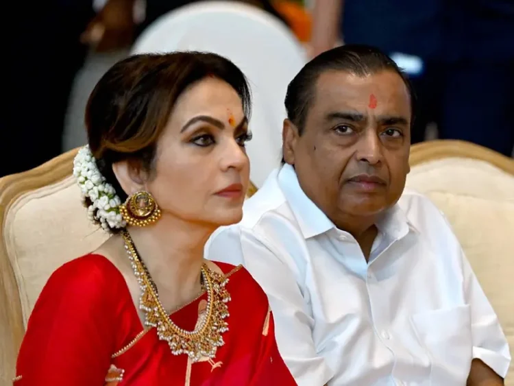 El Hombre más Rico de Asia Celebra Bodas Colectivas para Parejas Desfavorecidas