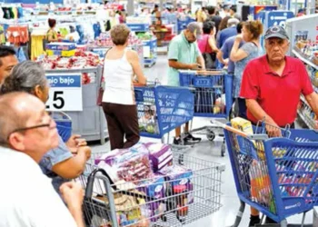 Crece Psicosis y Vacían Estantes en Quintana Roo; Compras de Pánico se Disparan