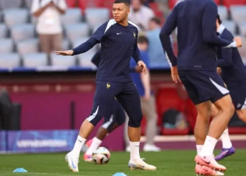 Confían en ver la mejor versión de Kylian Mbappé ante España