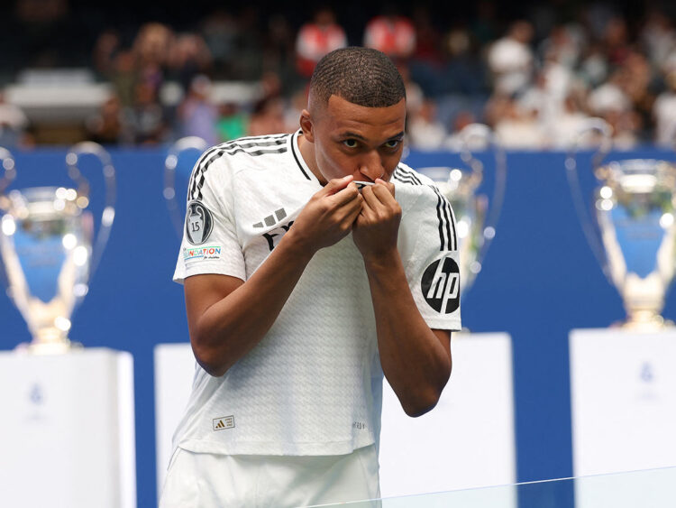 Presentación de Mbappé en el Real Madrid: «Voy a dar la vida»
