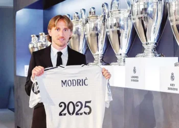 Modric renueva con el Real Madrid