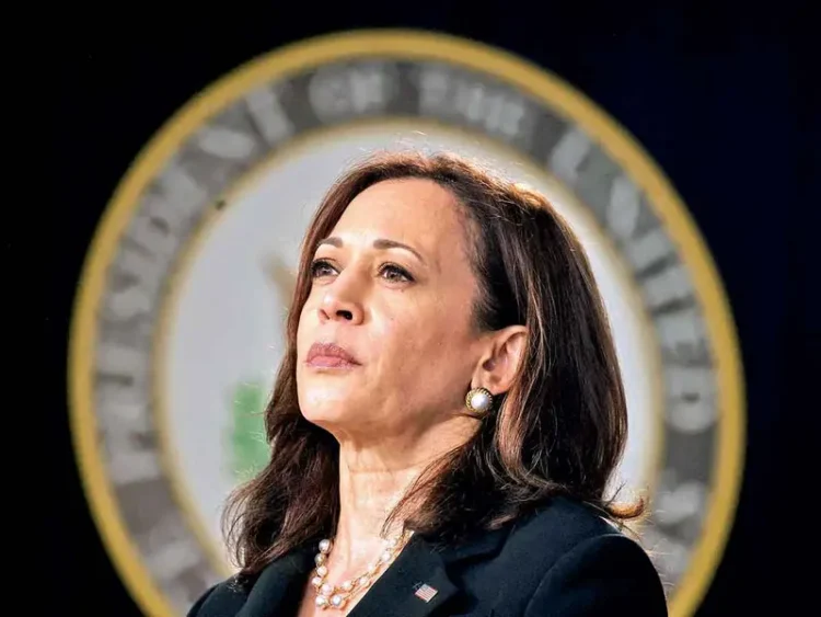 Kamala Harris: una mano rígida en la frontera con México